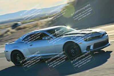 media/Dec-13-2025-Extreme Speed (Sat) [[d129ecb0b9]]/Beginner/Session 3 (Turn 5)/